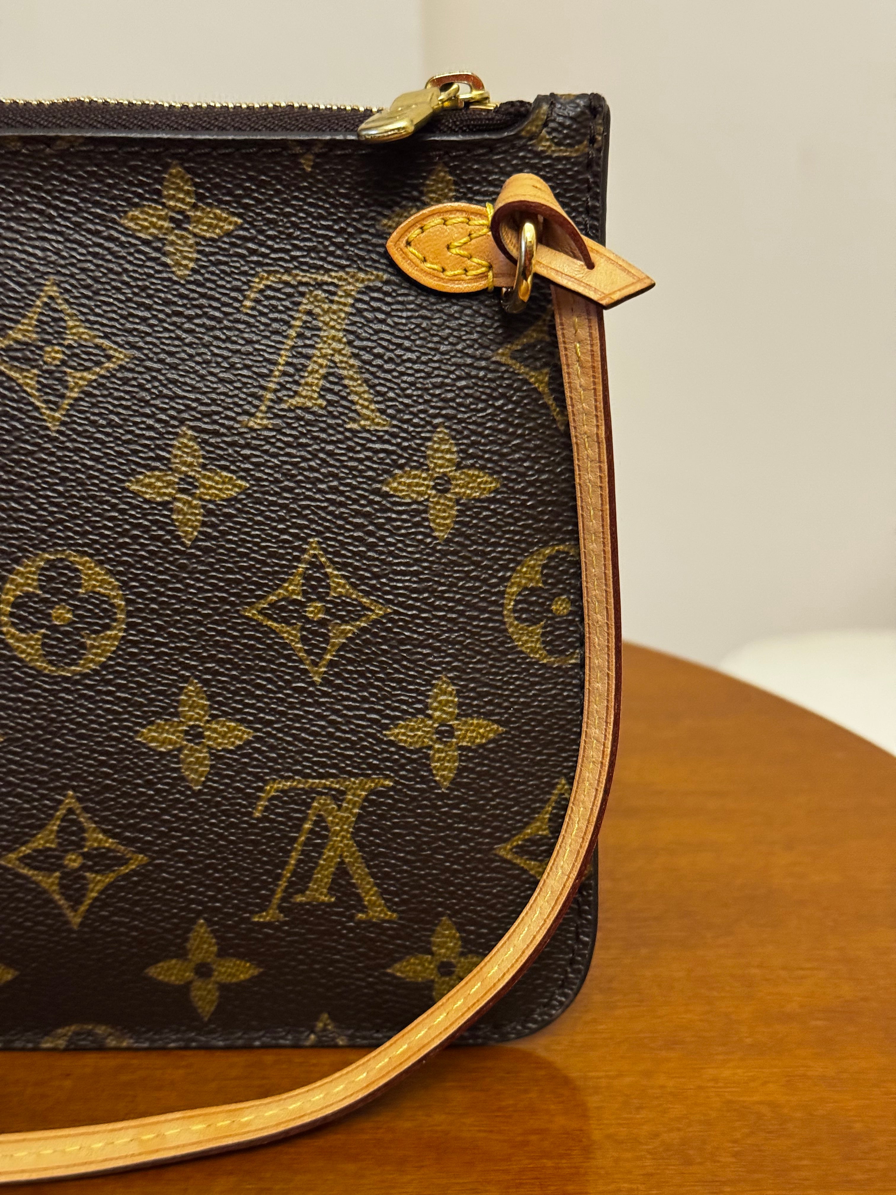 Louis Vuitton Pochette