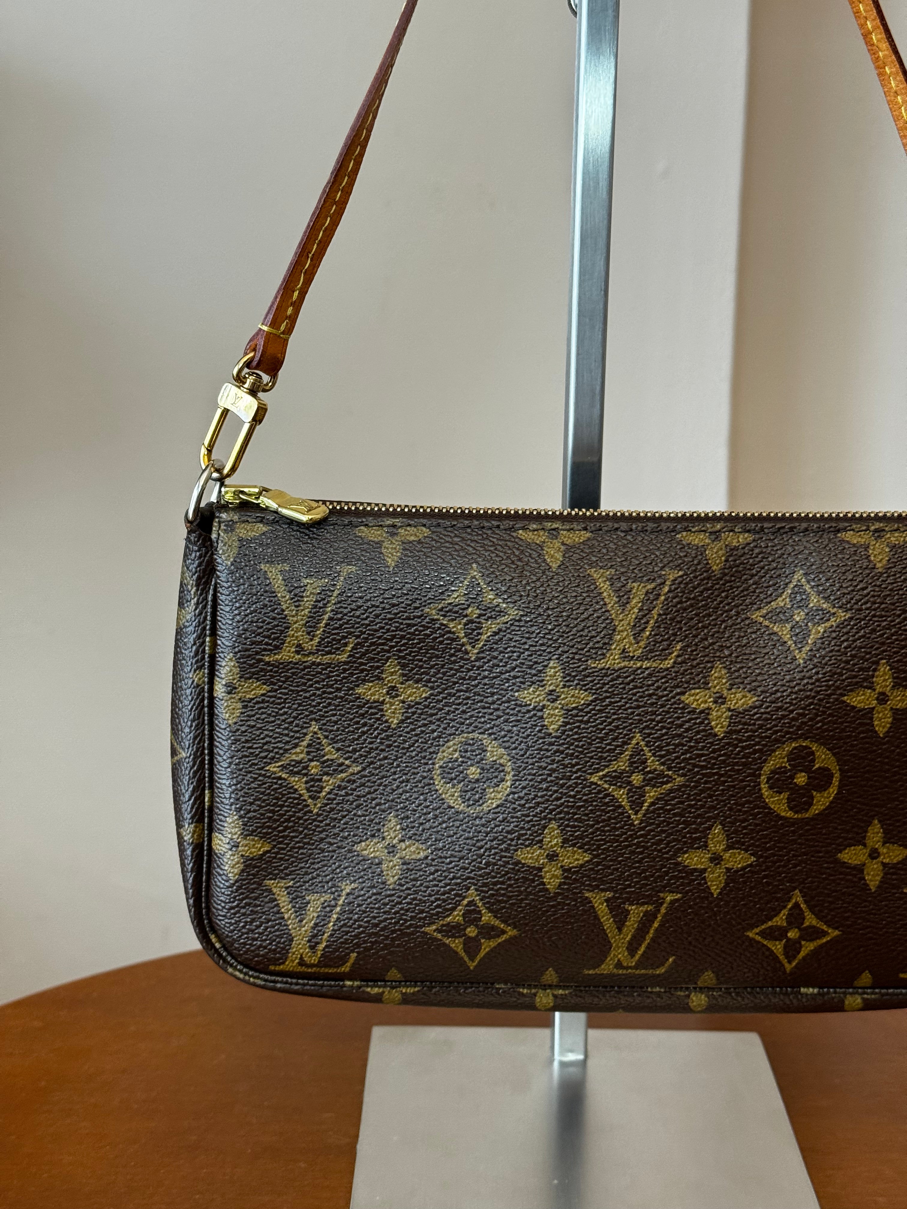 Louis Vuitton Pochette Accessories