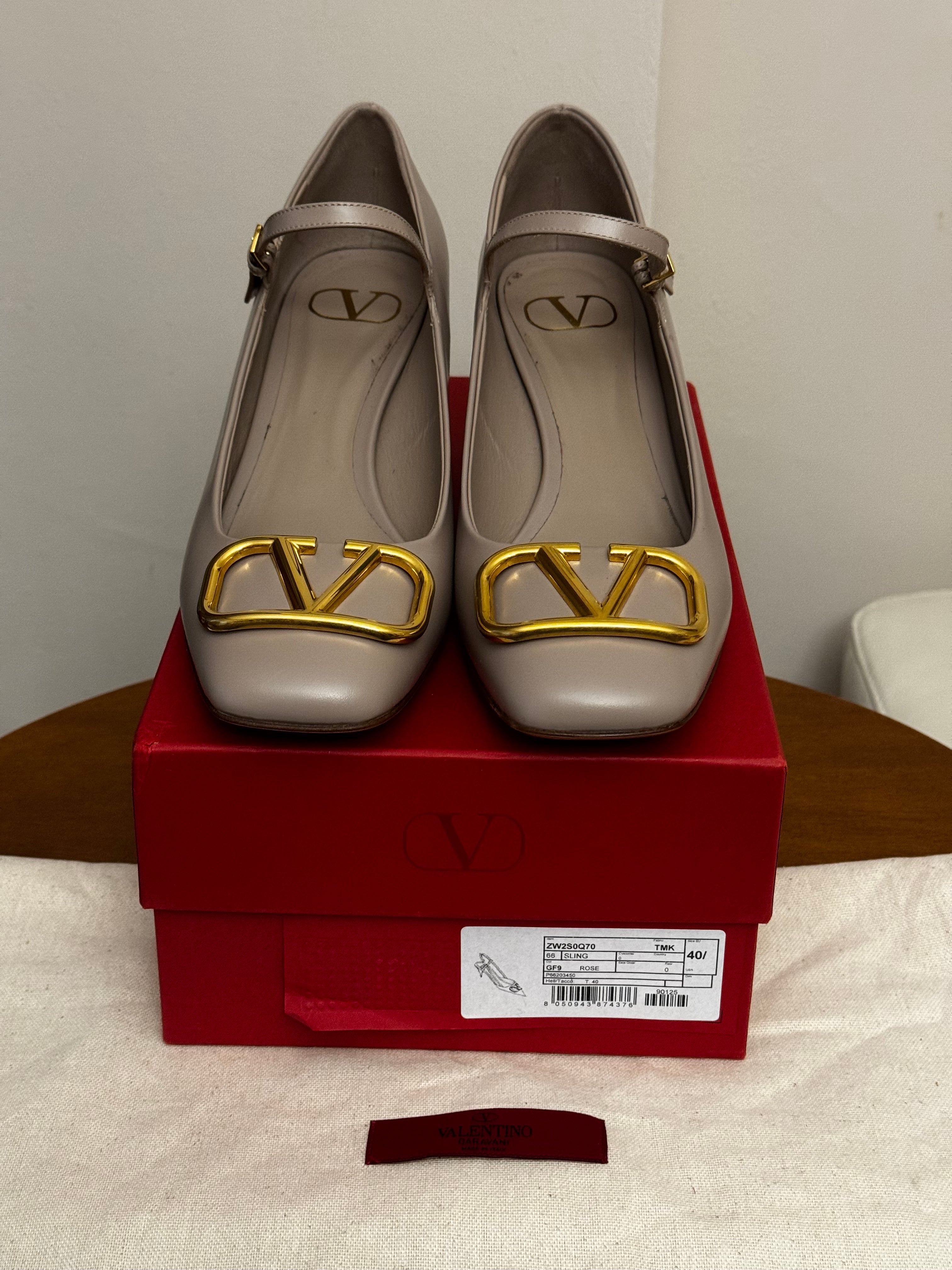 Valentino Garavani Vlogo
