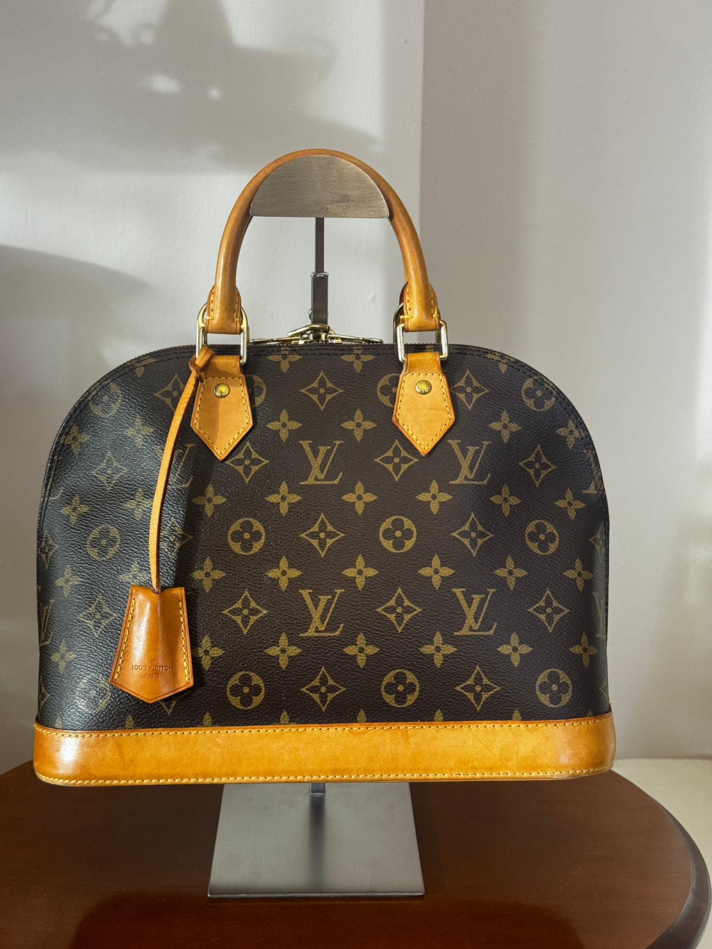 Louis Vuitton Alma PM